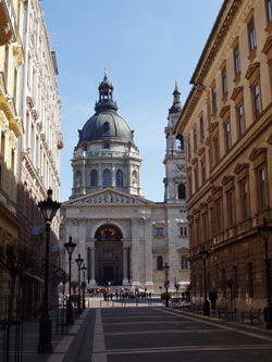St Stefan Basilikan i Budapest St Stefan Basilikan i Budapest - Budapest reseguide