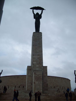 Frihetsmonumentet i Budapest Frihetsmonumentet i Budapest